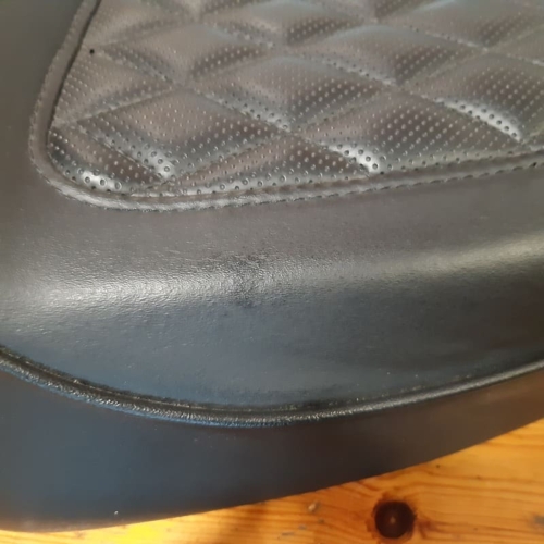 Asiento Individual Cafe Racer Harley-Davidson® Cafe Solo Rider Seat - Sportster - Usado - Imagen 5