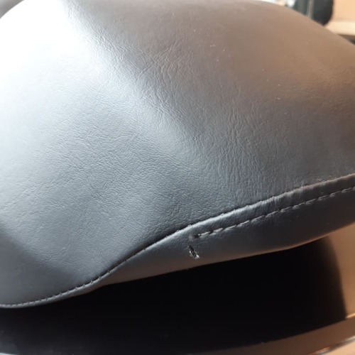 Asiento Monoplaza OEM Harley-Davidson® - Touring - Usado - Imagen 5