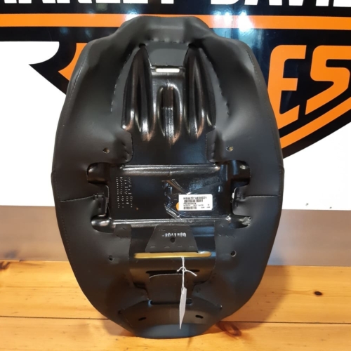 Asiento Monoplaza OEM Harley-Davidson® - Touring - Usado - Imagen 4